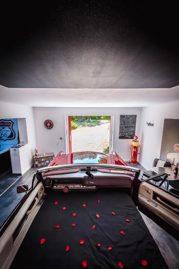 Love Room 66 Villecroze Exterior photo